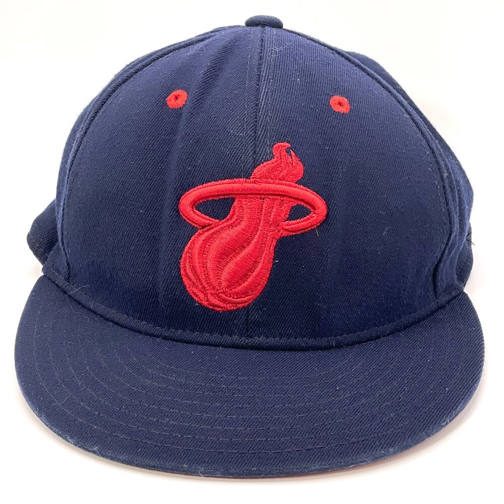 Miami Heat NBA Adidas Baseball Hat Cap Fitted SZ S/M Black Flat Bill Navy Red